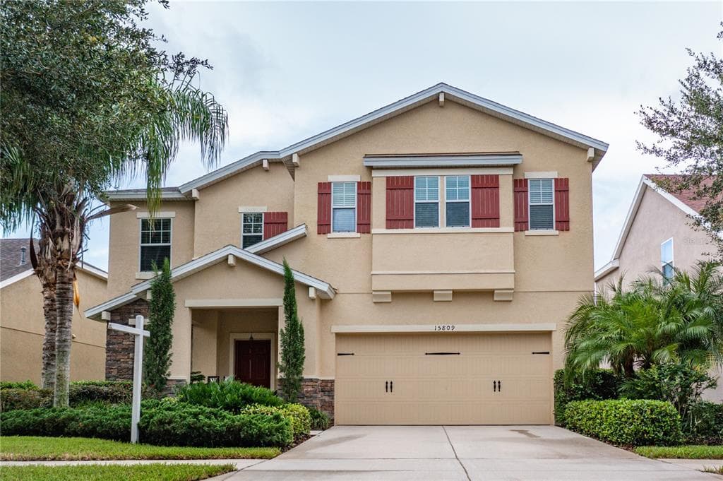 15809 OAKLEAF RUN DRIVE LITHIA, FL 33547