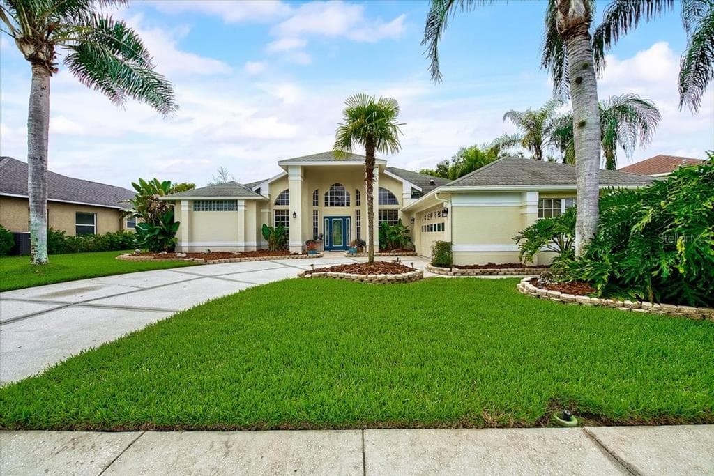 21151 PRESERVATION DRIVE LAND O LAKES, FL 34638