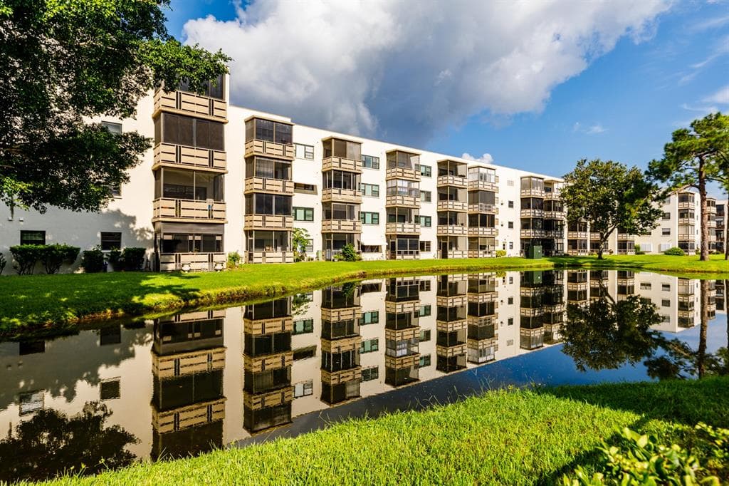 6070 80TH STREET N UNIT 314 ST PETERSBURG, FL 33709