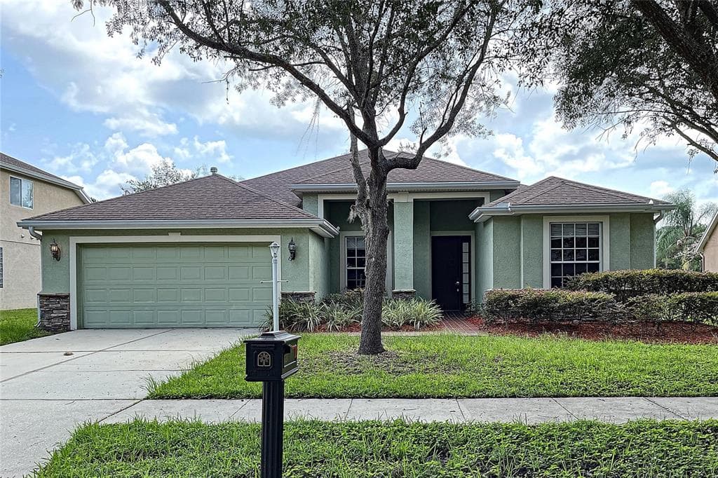 17205 KEELY DRIVE TAMPA, FL 33647