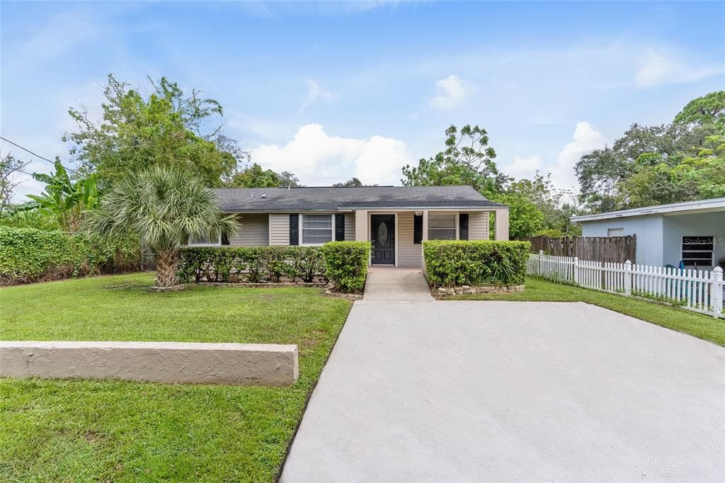 6939 W COMANCHE AVENUE TAMPA, FL 33634