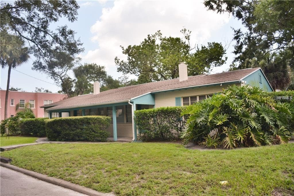 2303 S CLEWIS COURT UNIT A TAMPA, FL 33611