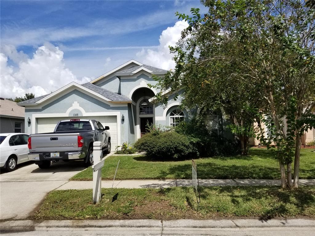 1148 THACKERY WAY WESLEY CHAPEL, FL 33543