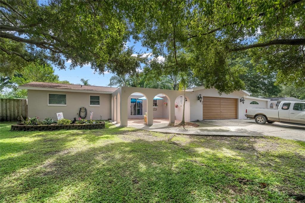 1705 EVANS DRIVE