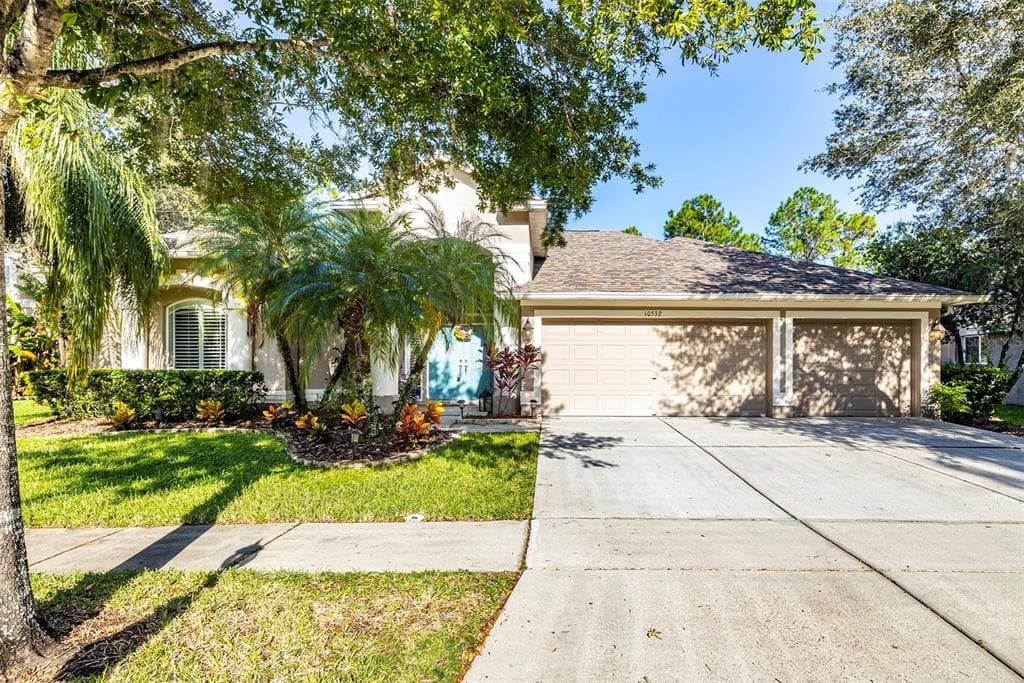 10532 PLANTATION BAY DRIVE TAMPA, FL 33647