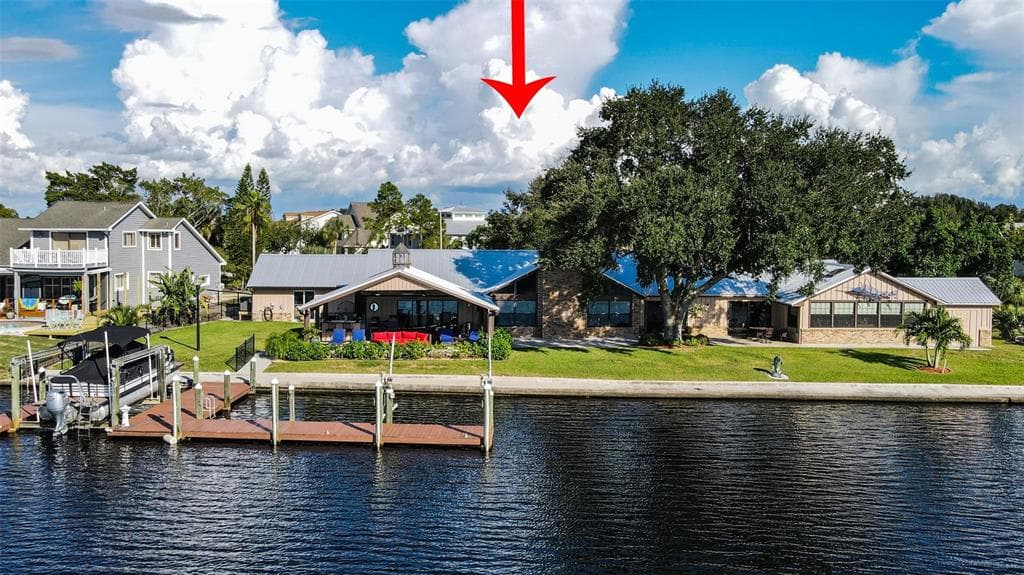 1429 DEIRDRE DRIVE