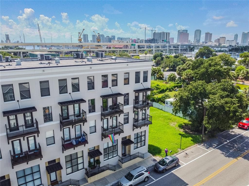 1621 E 4TH AVENUE UNIT 101 TAMPA, FL 33605