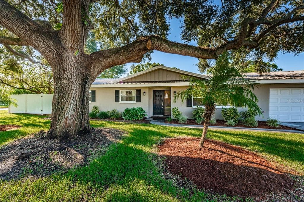 1980 1ST AVENUE SE LARGO, FL 33771