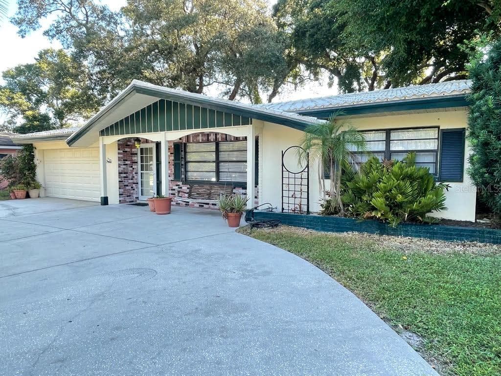 57 VENTURA DRIVE DUNEDIN, FL 34698