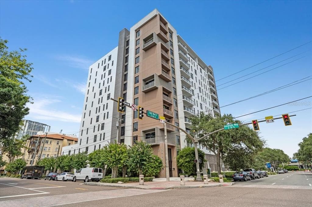 199 DALI BOULEVARD UNIT 701 ST PETERSBURG, FL 33701