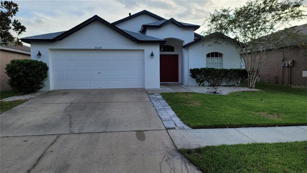 31524 WRENCREST DRIVE WESLEY CHAPEL, FL 33543