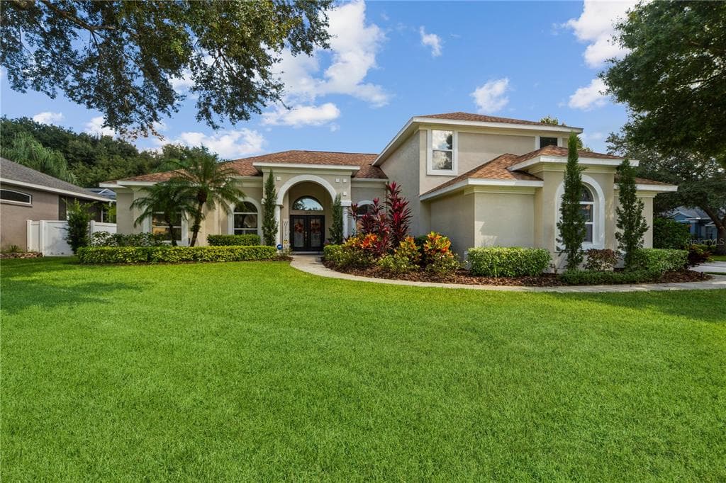 2808 WINDING TRAIL DRIVE VALRICO, FL 33596