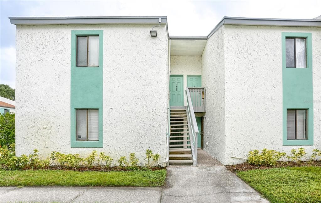 11566 7TH LANE N UNIT 1202 ST PETERSBURG, FL 33716