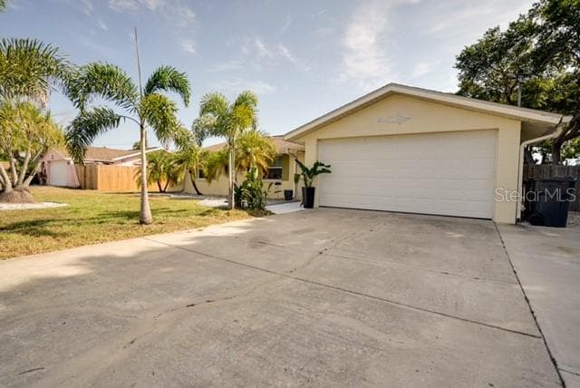 631 JAMAICA CIRCLE E APOLLO BEACH, FL 33572