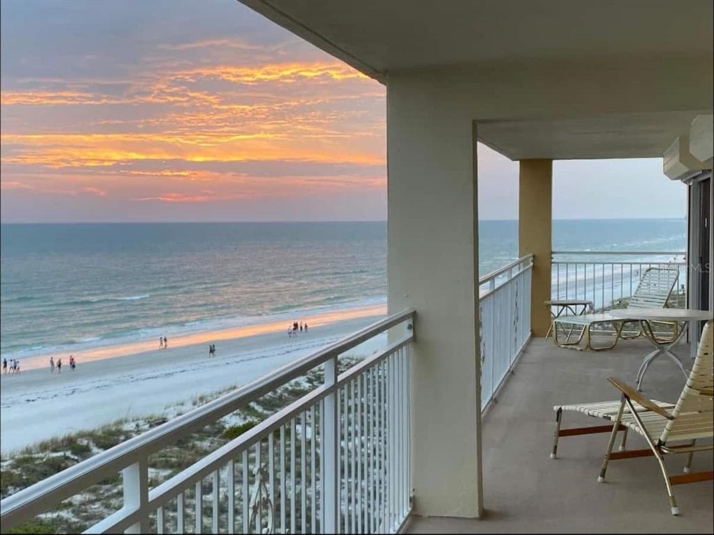 13000 GULF LANE UNIT 511 512 MADEIRA BEACH, FL 33708