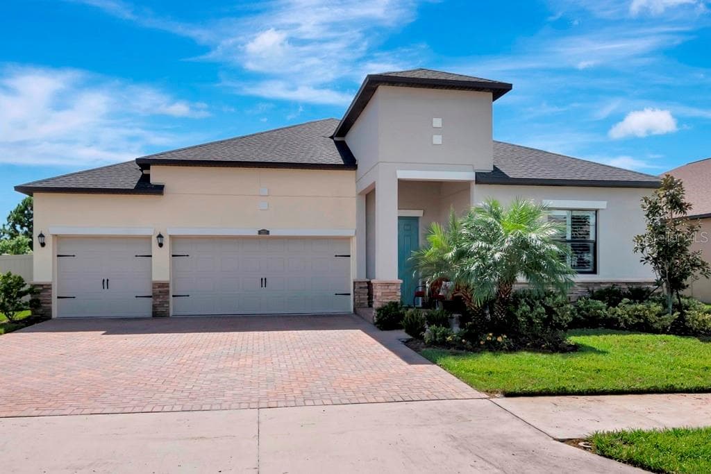 2917 HILLIARD DRIVE WESLEY CHAPEL, FL 33543