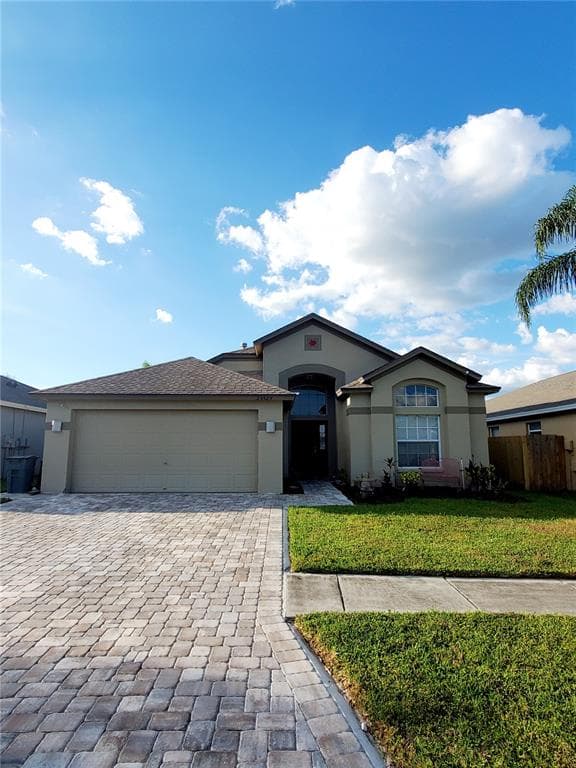 29529 CROSSLAND DRIVE WESLEY CHAPEL, FL 33543