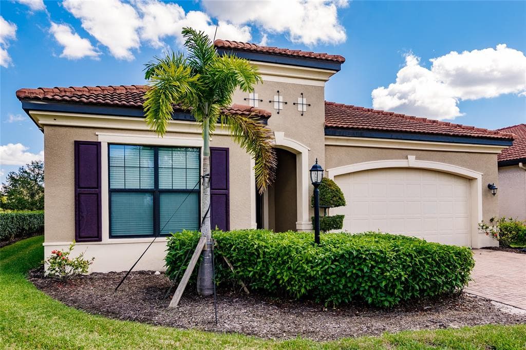 4669 ROYAL DORNOCH CIRCLE BRADENTON, FL 34211