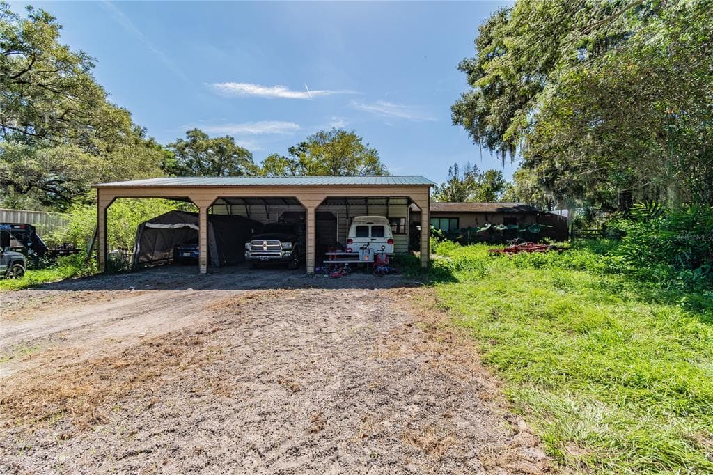 27178 HICKORY HILL ROAD BROOKSVILLE, FL 34602