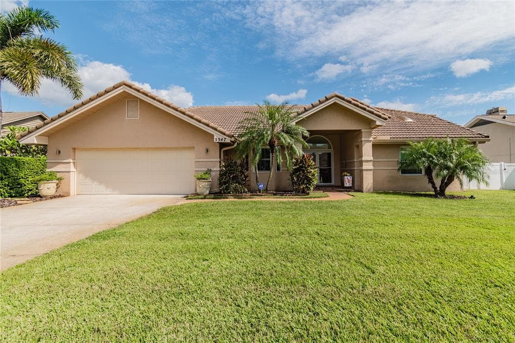 3347 LAKE SHORE LANE CLEARWATER, FL 33761