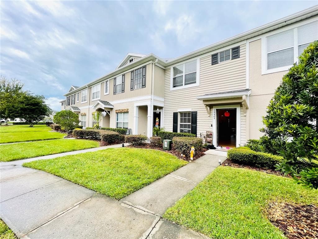 16404 SWAN VIEW CIRCLE