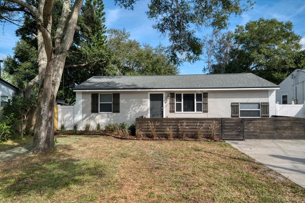 436 3RD STREET NW LARGO, FL 33770