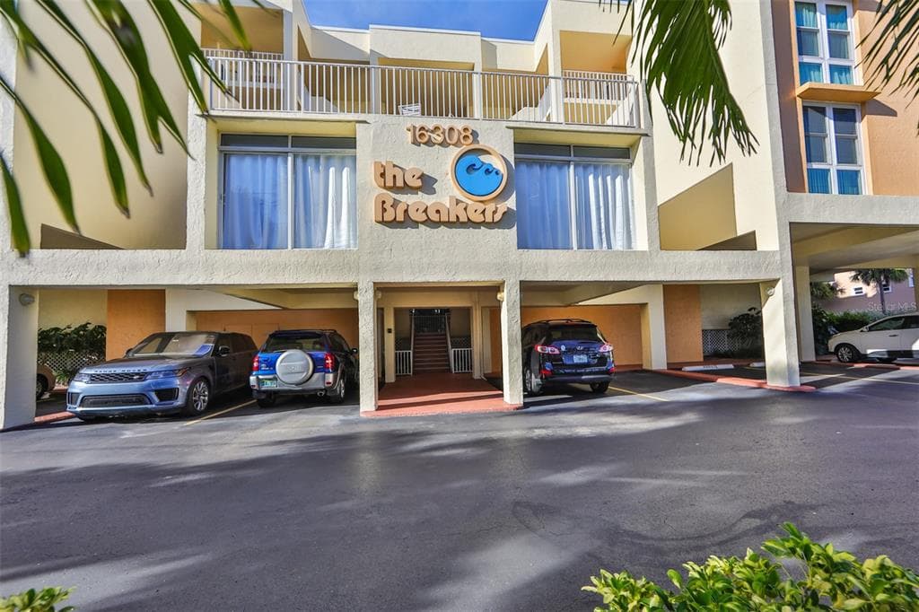 16308 GULF BOULEVARD UNIT 403 REDINGTON BEACH, FL 33708