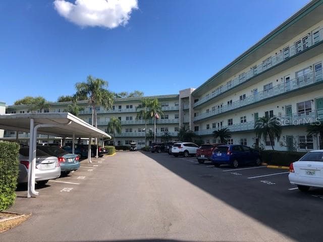 5725 80TH STREET N UNIT 214 ST PETERSBURG, FL 33709