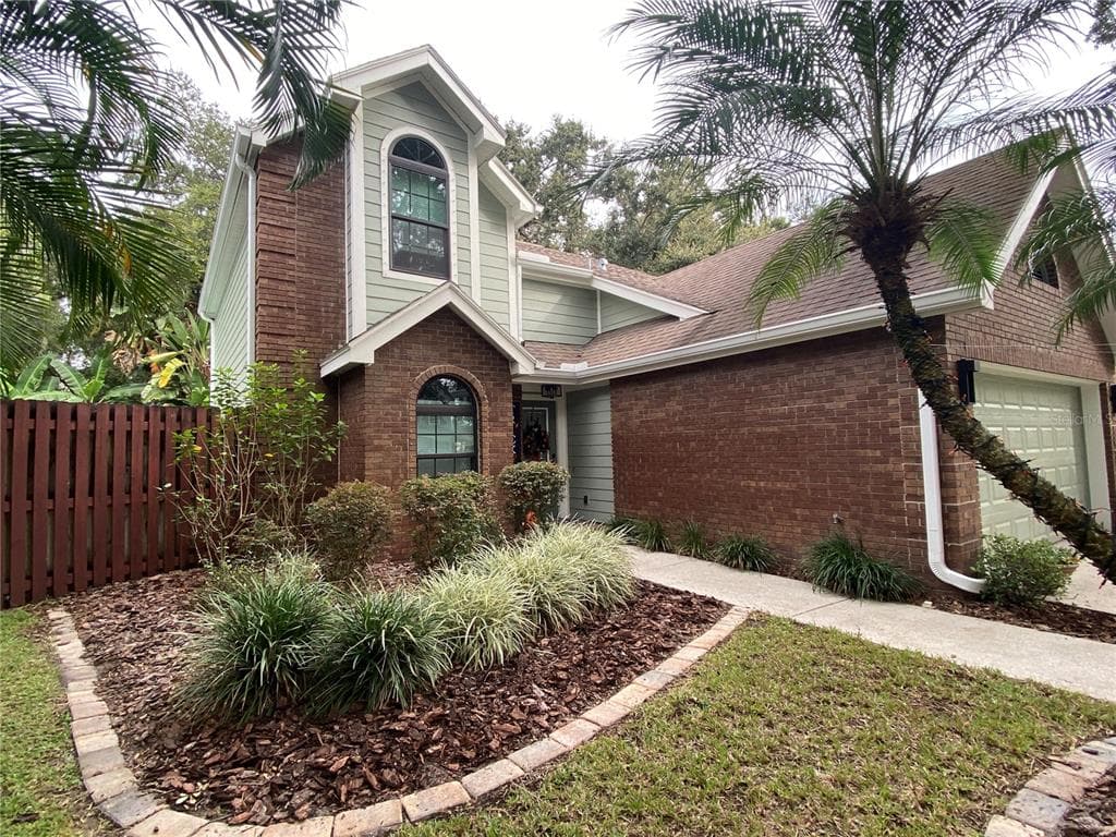 3528 GREENGLEN CIRCLE