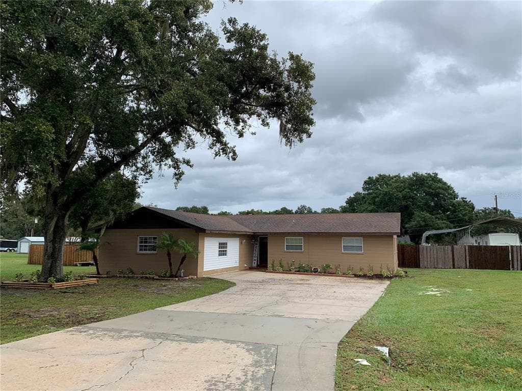 6428 FARRIS DRIVE