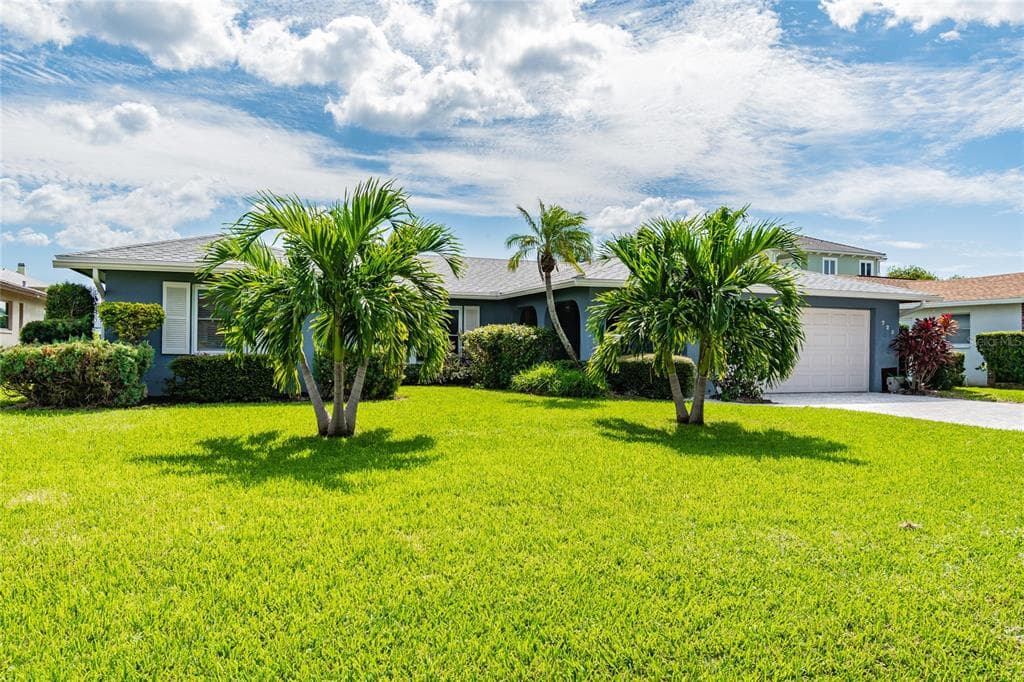 725 126TH AVENUE TREASURE ISLAND, FL 33706