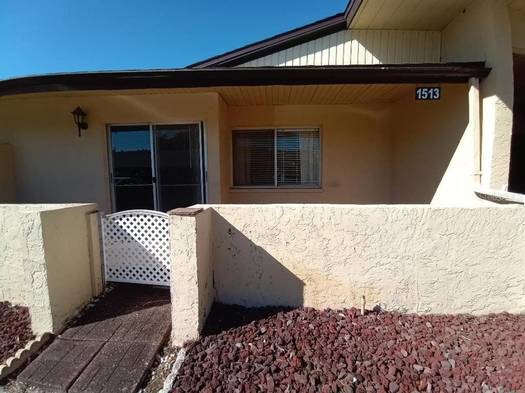 1513 16TH CIRCLE SE UNIT 43 LARGO, FL 33771