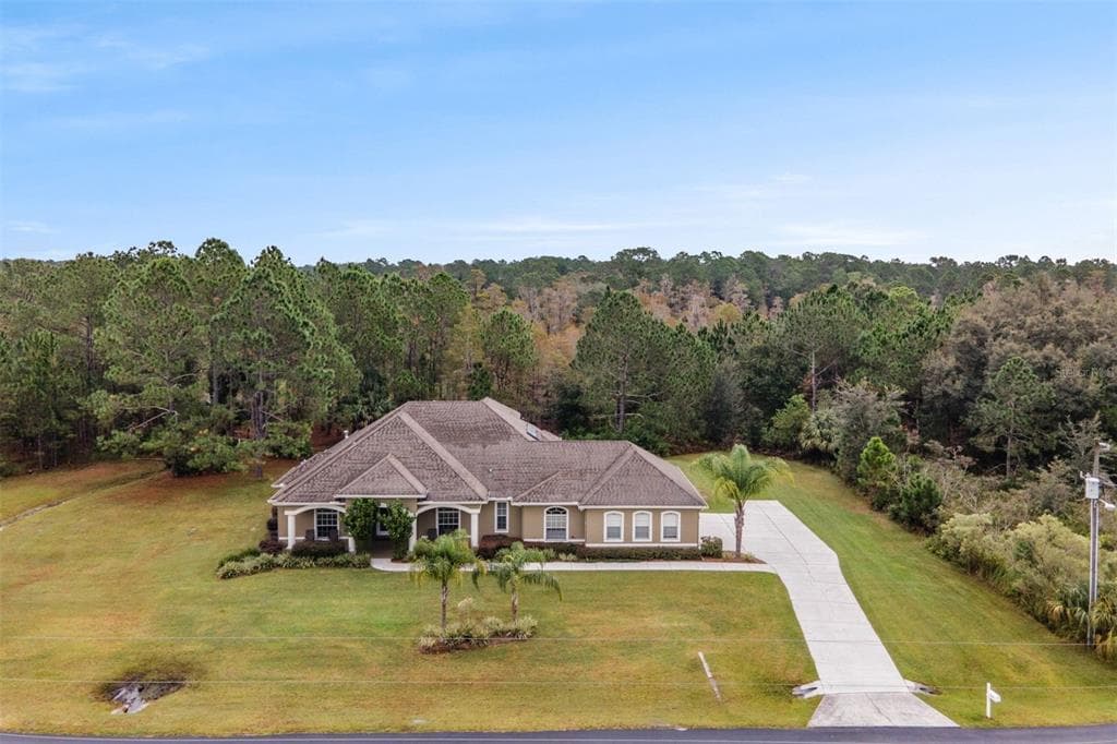 8250 WOODLEAF BOULEVARD WESLEY CHAPEL, FL 33544