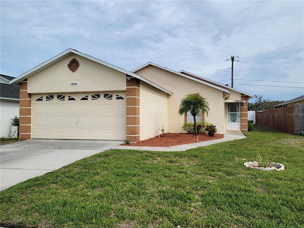 10236 FLAGSHIP AVENUE