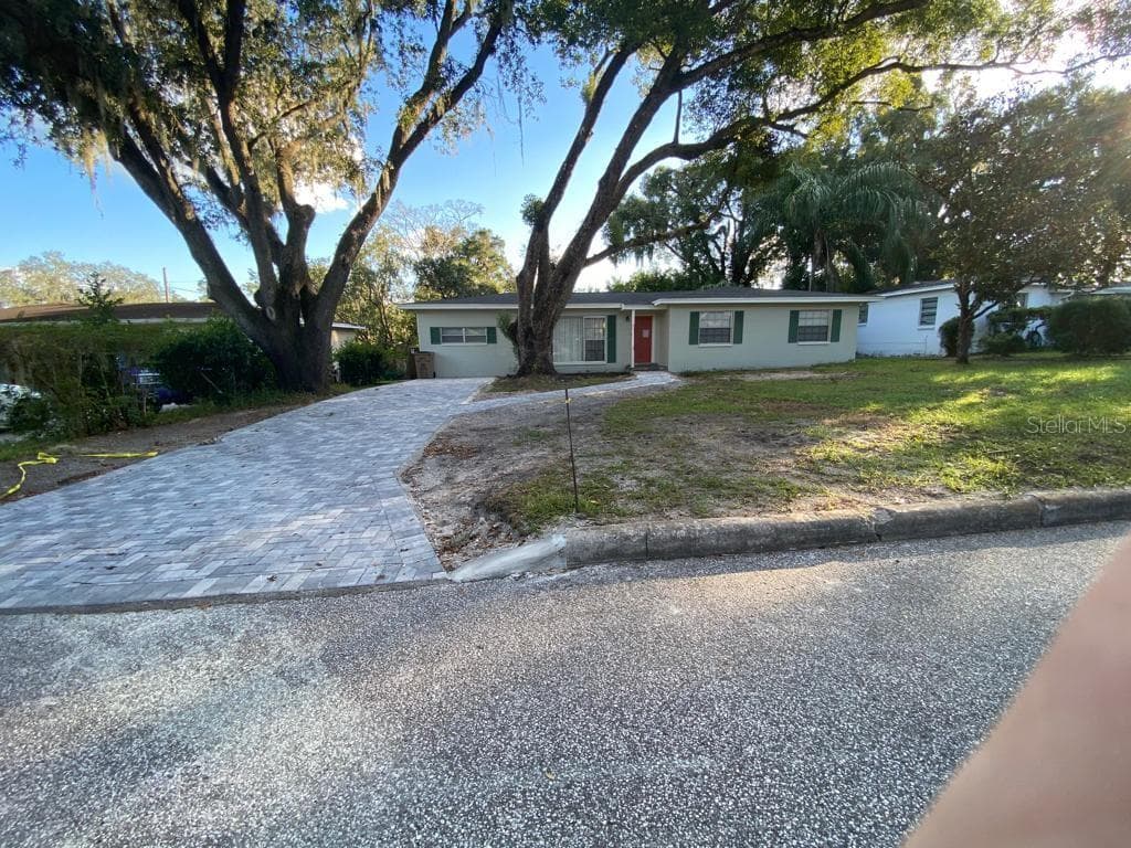 309 DEER PARK AVENUE TEMPLE TERRACE, FL 33617