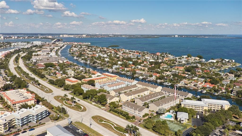 1117 PINELLAS BAYWAY S UNIT 207 TIERRA VERDE, FL 33715
