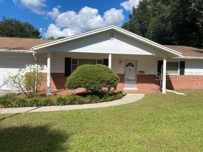 2525 LAKE ELLEN CIRCLE