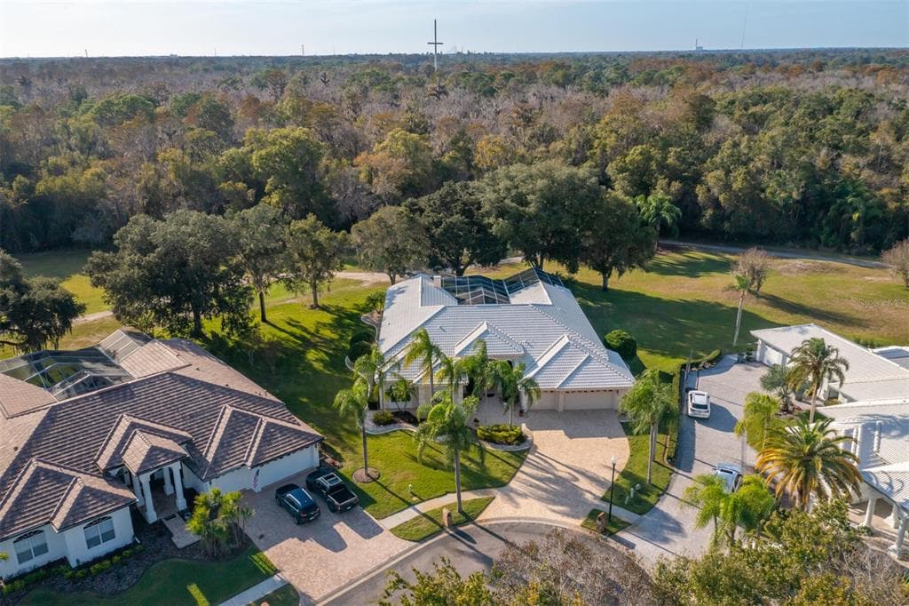 462 TALL OAK TRAIL TARPON SPRINGS, FL 34688