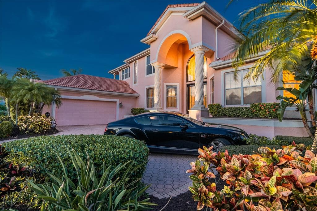1407 JUMANA LOOP APOLLO BEACH, FL 33572
