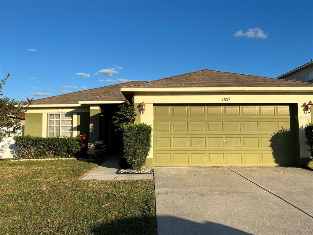 13249 PIKE LAKE DRIVE RIVERVIEW, FL 33579
