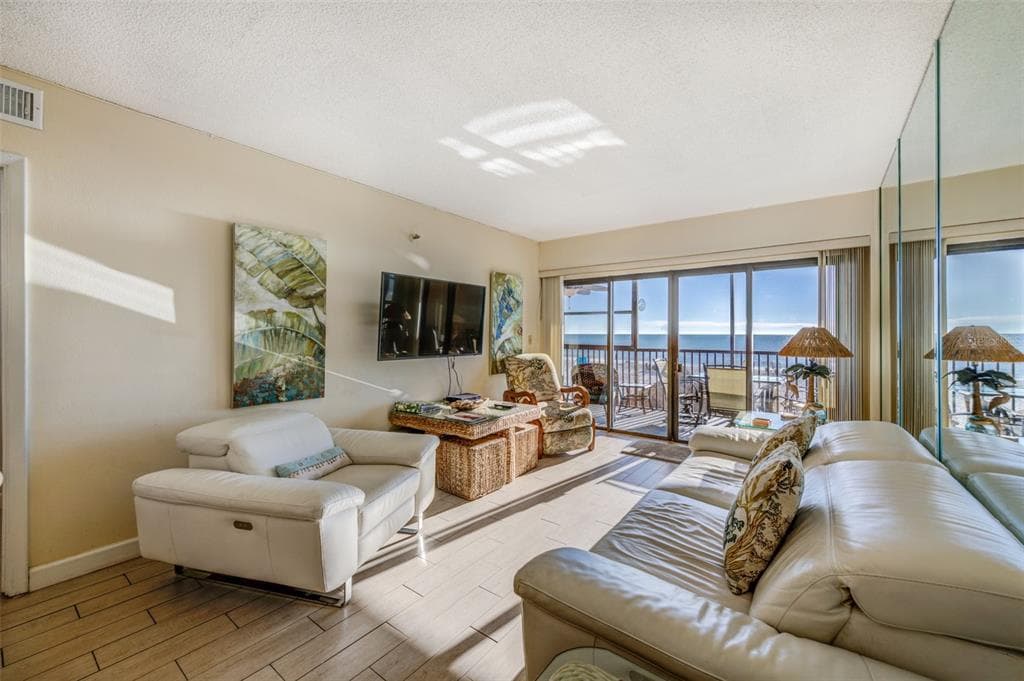 13720 GULF BOULEVARD UNIT 207 MADEIRA BEACH, FL 33708