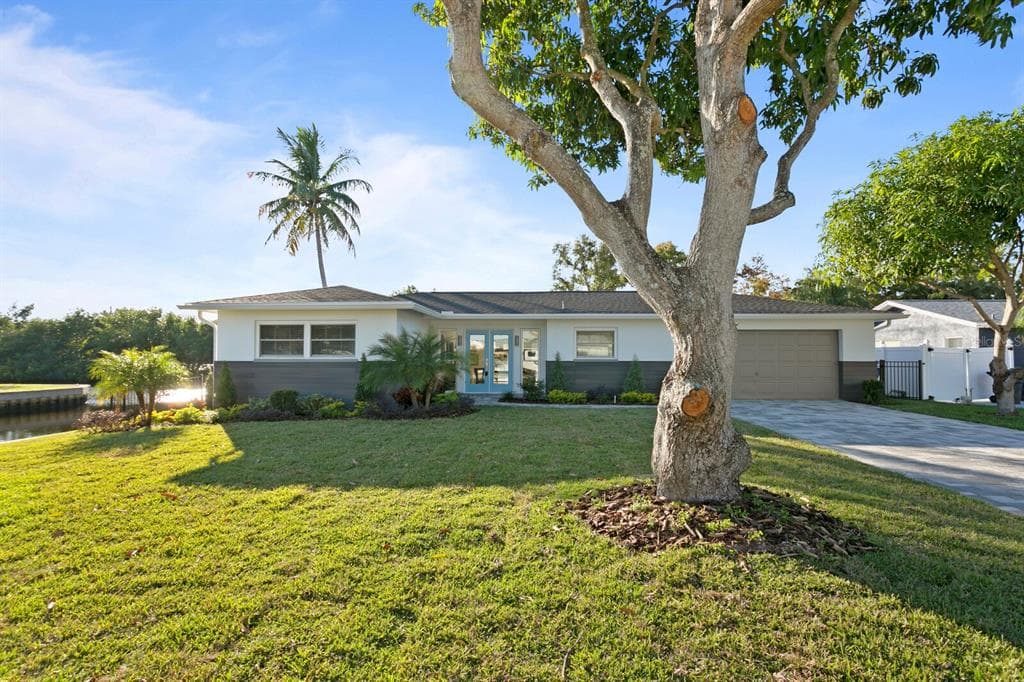 9700 2ND STREET N ST PETERSBURG, FL 33702