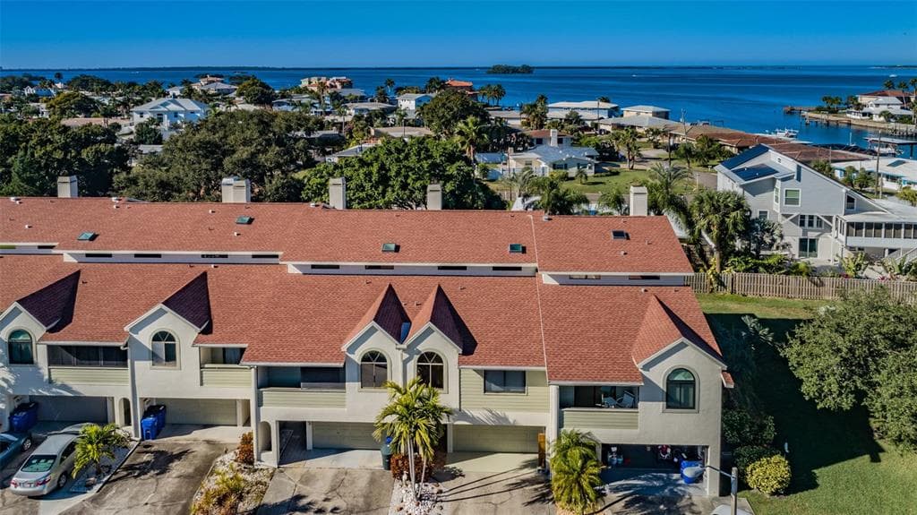 2392 HANOVER DRIVE DUNEDIN, FL 34698