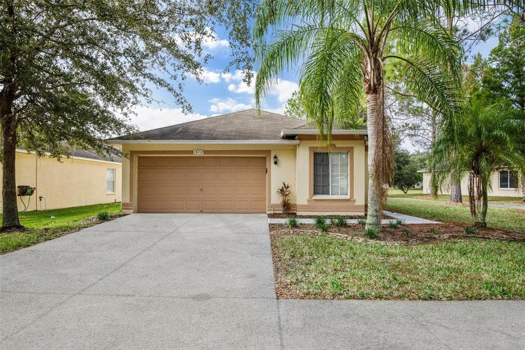 18152 PORTSIDE STREET TAMPA, FL 33647