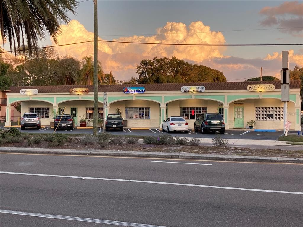720 PASADENA AVENUE S SOUTH PASADENA, FL 33707