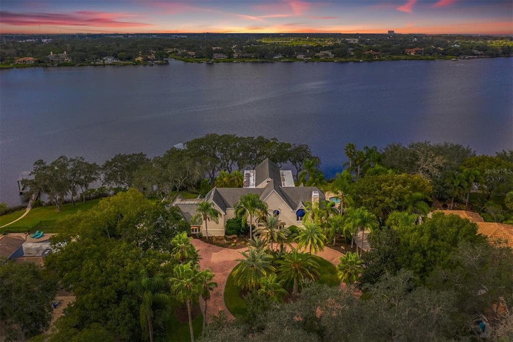 984 RIVERSIDE RIDGE ROAD TARPON SPRINGS, FL 34688