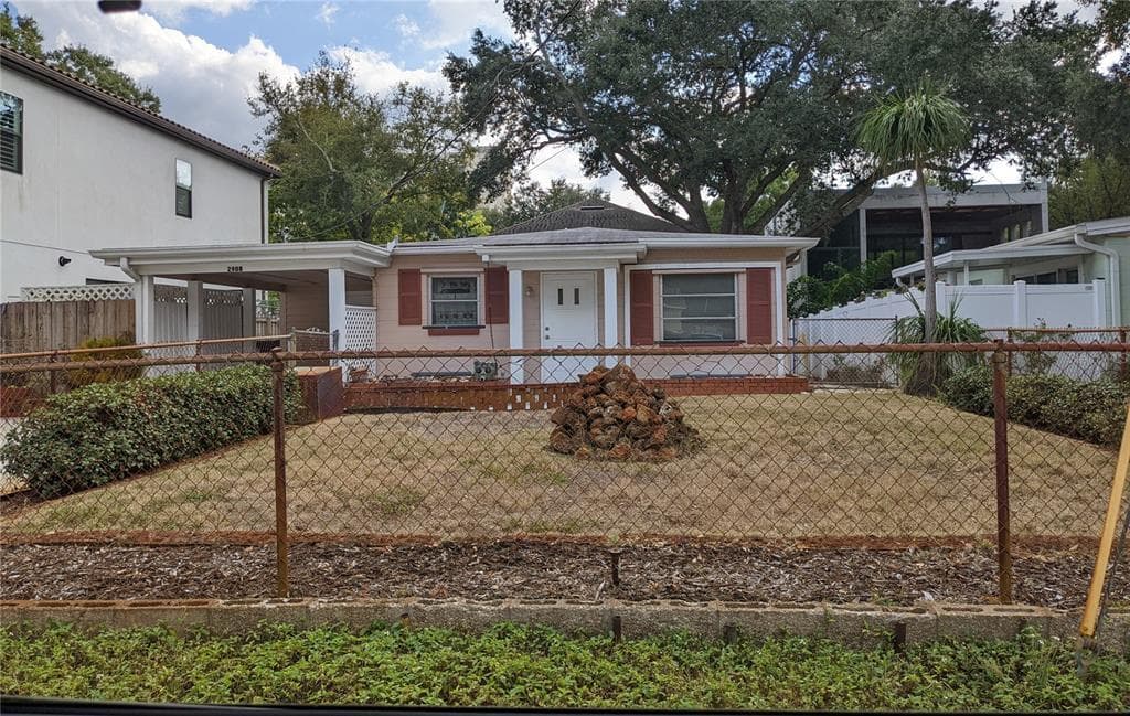 2908 W SAN CARLOS STREET TAMPA, FL 33629