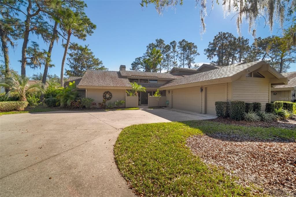 5344 COBBLESTONE COURT WESLEY CHAPEL, FL 33543