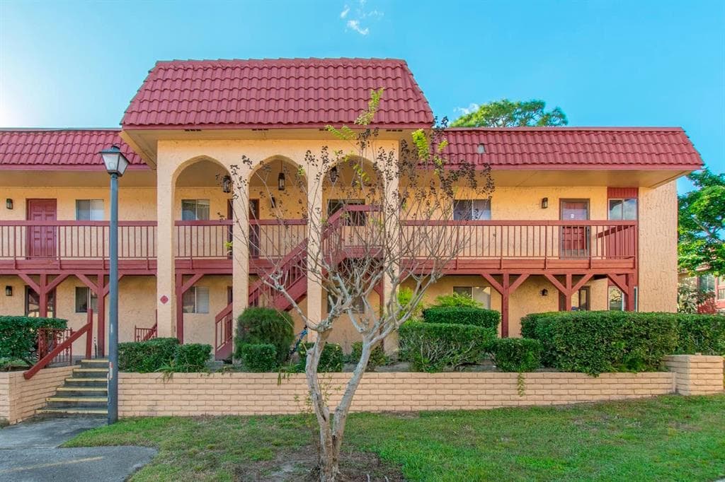 2802 N POWERS DRIVE UNIT 23