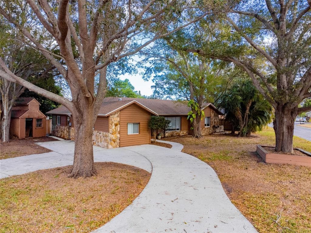 1716 MADRID DRIVE